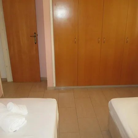 Hadgipanagi Court Lárnaca